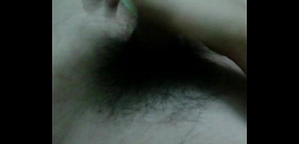  nằm cũng nứng sục bắn tinh   jerking and cumshot